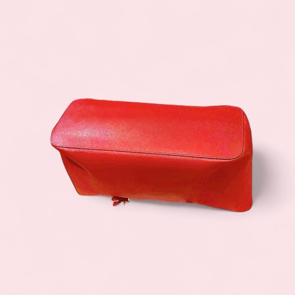 Michael Kors Fushia Large Tote Travel Gold Leather Shoulder Bag Buckle Pockets - Picture 3 of 4